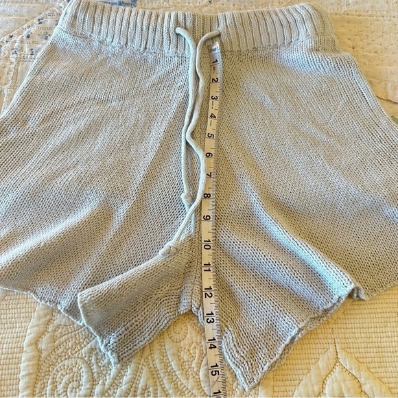 NWT WeWoreWhat pull on sweater short in light gray super soft casual luxury S - Picture 3 of 8